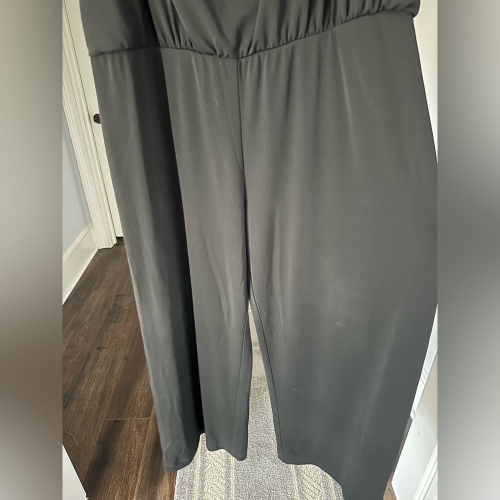 Karen Kane Women's Black Cowl Neck Wide Leg Jumpsuit Size XL EUC - Picture 4 of 5